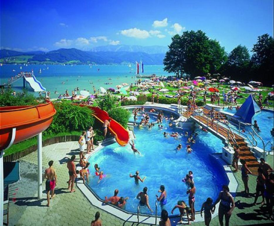 Gasthofladen Schneeweiss Attersee Εξωτερικό φωτογραφία